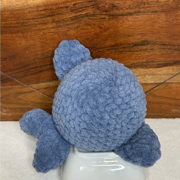 Handmade crocheted dusty blue whale plushy - Picture 7 of 8